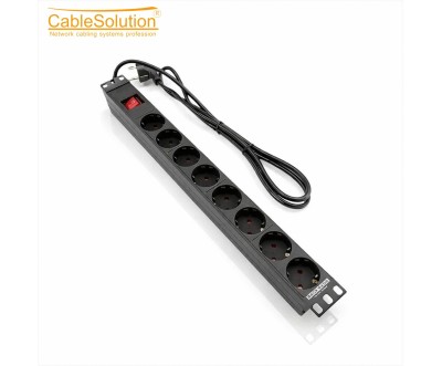 Multiprise 8 prises avec protection contre les surtensions – CableSolution DS-1UA-F8-KG